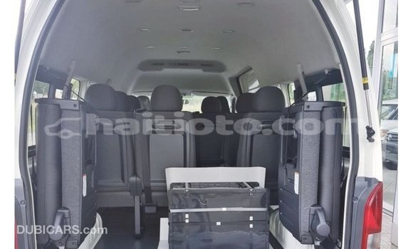 Acheter Import Voiture Toyota Hiace Blanc à Import - Dubai, Artibonite Acheter Import Voiture Toyota Hiace Blanc à Import - Dubai, Artibonite