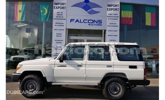 Acheter Import Voiture Toyota Land Cruiser Blanc à Import - Dubai, Artibonite Acheter Import Voiture Toyota Land Cruiser Blanc à Import - Dubai, Artibonite