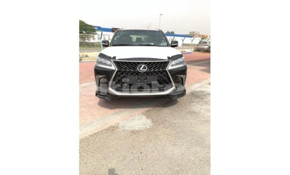 Acheter Import Voiture Lexus LX Noir à Import - Dubai, Artibonite Acheter Import Voiture Lexus LX Noir à Import - Dubai, Artibonite