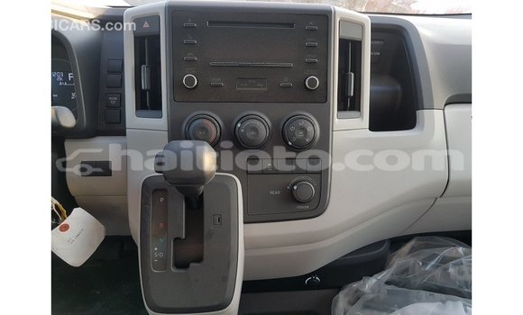 Acheter Import Voiture Toyota Hiace Blanc à Import - Dubai, Artibonite Acheter Import Voiture Toyota Hiace Blanc à Import - Dubai, Artibonite