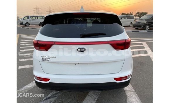 Acheter Import Voiture Kia Sportage Blanc à Import - Dubai, Artibonite Acheter Import Voiture Kia Sportage Blanc à Import - Dubai, Artibonite