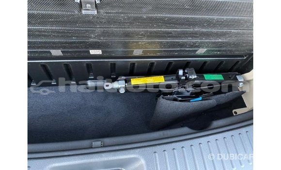 Acheter Import Voiture Kia Sorento Marron à Import - Dubai, Artibonite Acheter Import Voiture Kia Sorento Marron à Import - Dubai, Artibonite