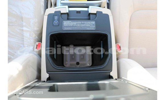 Acheter Import Voiture Toyota Land Cruiser Noir à Import - Dubai, Artibonite Acheter Import Voiture Toyota Land Cruiser Noir à Import - Dubai, Artibonite