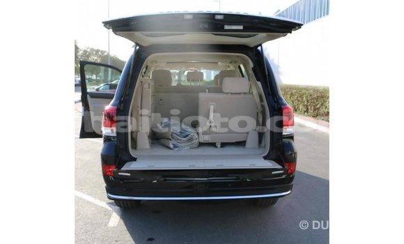 Acheter Import Voiture Toyota Land Cruiser Noir à Import - Dubai, Artibonite Acheter Import Voiture Toyota Land Cruiser Noir à Import - Dubai, Artibonite