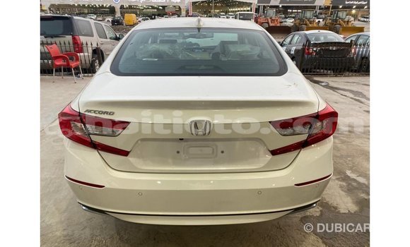 Acheter Import Voiture Honda Accord Blanc à Import - Dubai, Artibonite Acheter Import Voiture Honda Accord Blanc à Import - Dubai, Artibonite