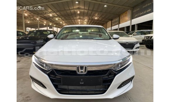 Acheter Import Voiture Honda Accord Blanc à Import - Dubai, Artibonite Acheter Import Voiture Honda Accord Blanc à Import - Dubai, Artibonite
