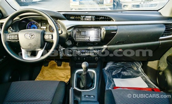 Acheter Import Voiture Toyota Hilux Autre à Import - Dubai, Artibonite Acheter Import Voiture Toyota Hilux Autre à Import - Dubai, Artibonite