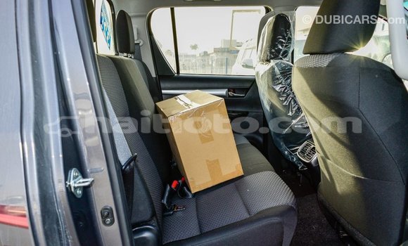 Acheter Import Voiture Toyota Hilux Autre à Import - Dubai, Artibonite Acheter Import Voiture Toyota Hilux Autre à Import - Dubai, Artibonite