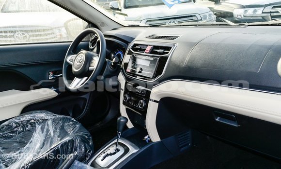 Acheter Import Voiture Toyota Rush Marron à Import - Dubai, Artibonite Acheter Import Voiture Toyota Rush Marron à Import - Dubai, Artibonite