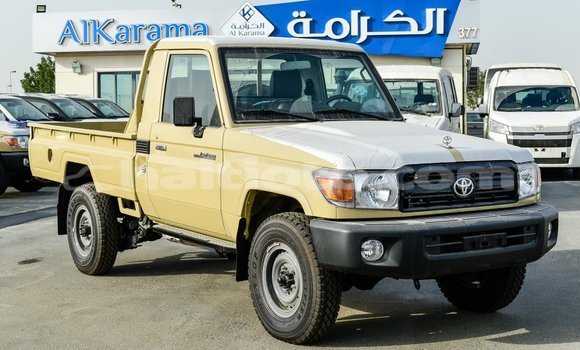 Acheter Import Voiture Toyota Land Cruiser Beige à Import - Dubai, Artibonite Acheter Import Voiture Toyota Land Cruiser Beige à Import - Dubai, Artibonite