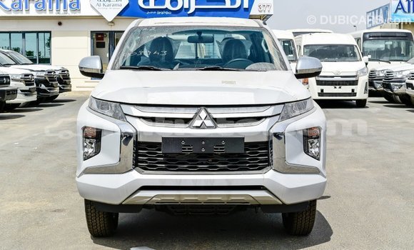 Acheter Import Voiture Mitsubishi L200 Blanc à Import - Dubai, Artibonite Acheter Import Voiture Mitsubishi L200 Blanc à Import - Dubai, Artibonite