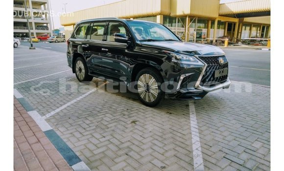 Acheter Import Voiture Lexus LX Noir à Import - Dubai, Artibonite Acheter Import Voiture Lexus LX Noir à Import - Dubai, Artibonite