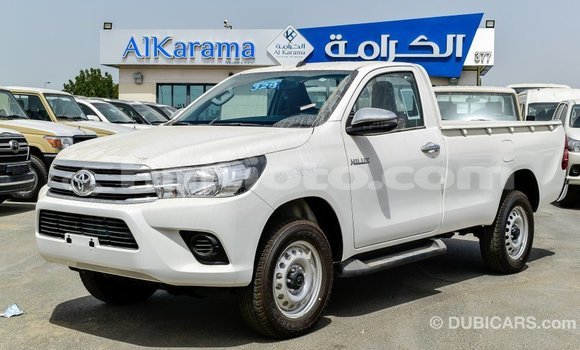 Acheter Import Voiture Toyota Hilux Blanc à Import - Dubai, Artibonite Acheter Import Voiture Toyota Hilux Blanc à Import - Dubai, Artibonite