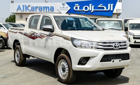 Acheter Import Voiture Toyota Hilux Blanc à Import - Dubai, Artibonite Acheter Import Voiture Toyota Hilux Blanc à Import - Dubai, Artibonite