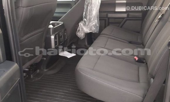 Acheter Import Voiture Ford V8 Noir à Import - Dubai, Artibonite Acheter Import Voiture Ford V8 Noir à Import - Dubai, Artibonite