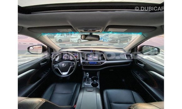 Acheter Import Voiture Toyota Highlander Noir à Import - Dubai, Artibonite Acheter Import Voiture Toyota Highlander Noir à Import - Dubai, Artibonite