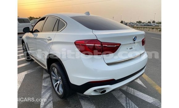 Acheter Import Voiture BMW X6 Blanc à Import - Dubai, Artibonite Acheter Import Voiture BMW X6 Blanc à Import - Dubai, Artibonite