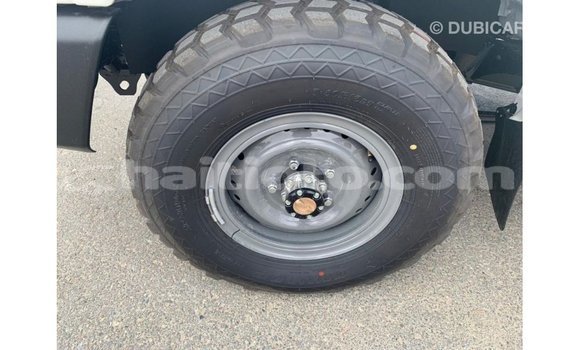 Buy Import Toyota Land Cruiser White Car in Import - Dubai in Artibonite Buy Import Toyota Land Cruiser White Car in Import - Dubai in Artibonite