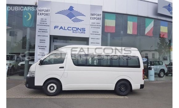 Buy Import Toyota Hiace White Car in Import - Dubai in Artibonite Buy Import Toyota Hiace White Car in Import - Dubai in Artibonite