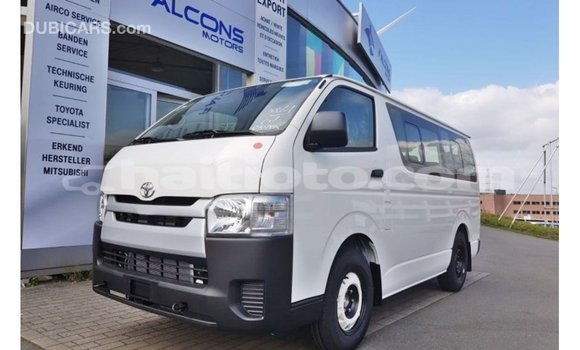Buy Import Toyota Hiace White Car in Import - Dubai in Artibonite Buy Import Toyota Hiace White Car in Import - Dubai in Artibonite