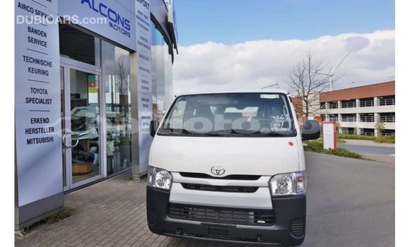 Buy Import Toyota Hiace White Car in Import - Dubai in Artibonite Buy Import Toyota Hiace White Car in Import - Dubai in Artibonite