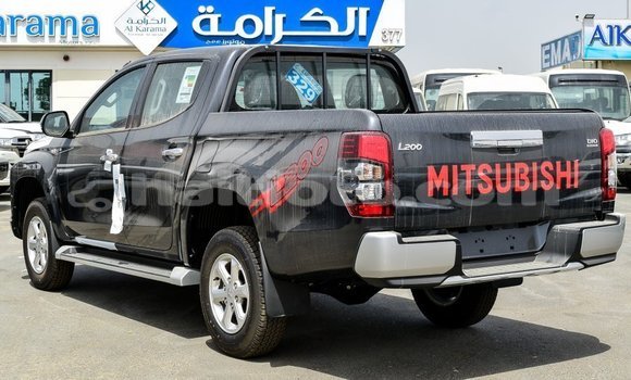 Acheter Import Voiture Mitsubishi L200 Noir à Import - Dubai, Artibonite Acheter Import Voiture Mitsubishi L200 Noir à Import - Dubai, Artibonite