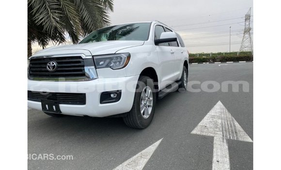 Acheter Import Voiture Toyota Sequoia Blanc à Import - Dubai, Artibonite Acheter Import Voiture Toyota Sequoia Blanc à Import - Dubai, Artibonite