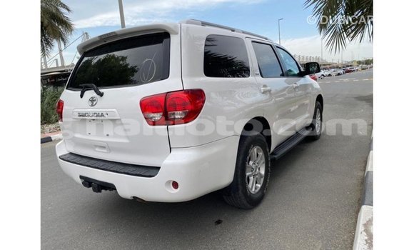 Acheter Import Voiture Toyota Sequoia Blanc à Import - Dubai, Artibonite Acheter Import Voiture Toyota Sequoia Blanc à Import - Dubai, Artibonite
