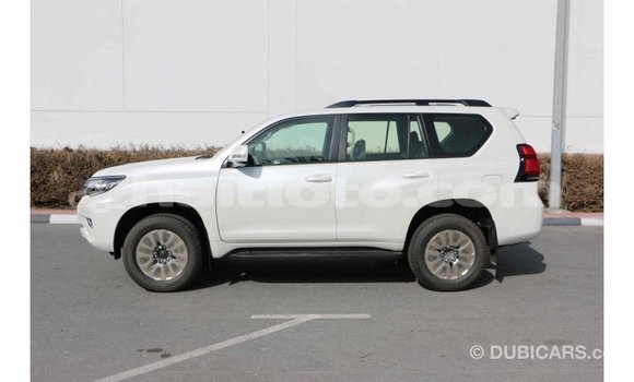 Acheter Import Voiture Toyota Prado Blanc à Import - Dubai, Artibonite Acheter Import Voiture Toyota Prado Blanc à Import - Dubai, Artibonite