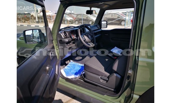 Acheter Import Voiture Suzuki Jimny Vert à Import - Dubai, Artibonite Acheter Import Voiture Suzuki Jimny Vert à Import - Dubai, Artibonite