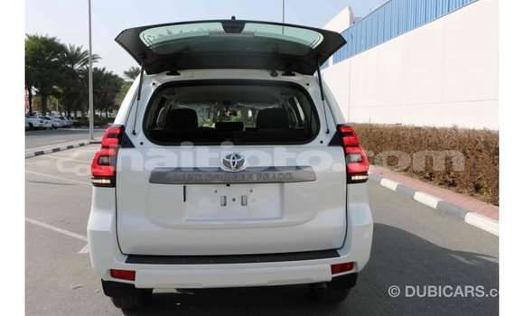 Acheter Import Voiture Toyota Prado Blanc à Import - Dubai, Artibonite Acheter Import Voiture Toyota Prado Blanc à Import - Dubai, Artibonite