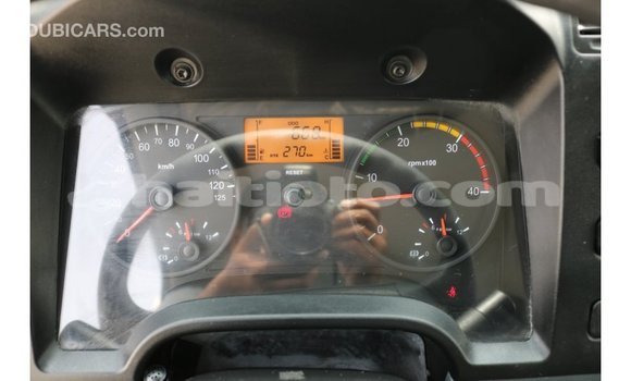 Acheter Import Utilitaire Mitsubishi L400 Blanc à Import - Dubai, Artibonite