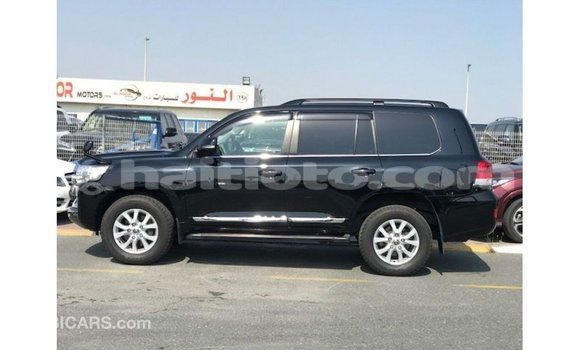 Acheter Import Voiture Toyota Land Cruiser Noir à Import - Dubai, Artibonite Acheter Import Voiture Toyota Land Cruiser Noir à Import - Dubai, Artibonite