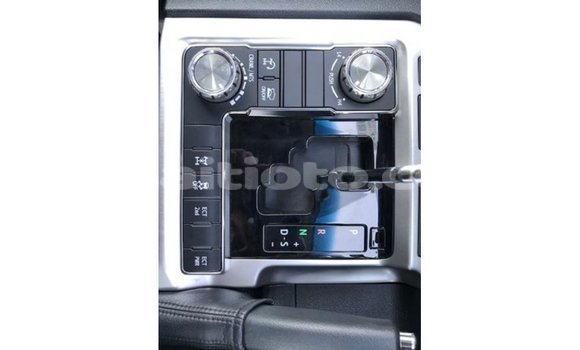 Acheter Import Voiture Toyota Land Cruiser Noir à Import - Dubai, Artibonite Acheter Import Voiture Toyota Land Cruiser Noir à Import - Dubai, Artibonite