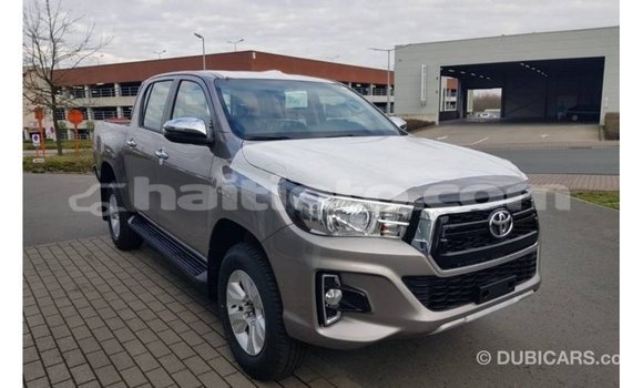 Buy Import Toyota Hilux Other Car in Import - Dubai in Artibonite Buy Import Toyota Hilux Other Car in Import - Dubai in Artibonite