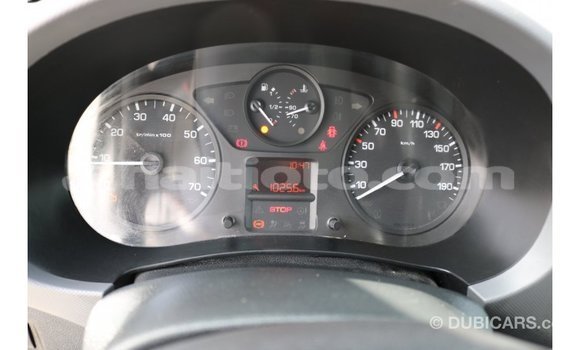 Acheter Import Voiture Peugeot Partner Blanc à Import - Dubai, Artibonite