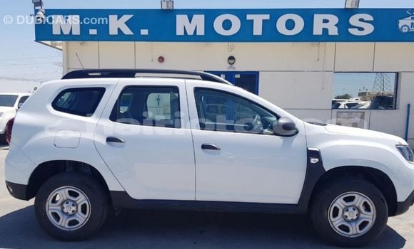 Acheter Import Voiture Renault Duster Blanc à Import - Dubai, Artibonite Acheter Import Voiture Renault Duster Blanc à Import - Dubai, Artibonite