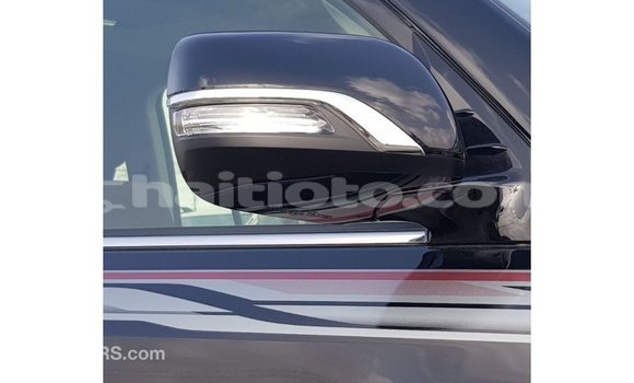 Acheter Import Voiture Toyota Land Cruiser Noir à Import - Dubai, Artibonite Acheter Import Voiture Toyota Land Cruiser Noir à Import - Dubai, Artibonite