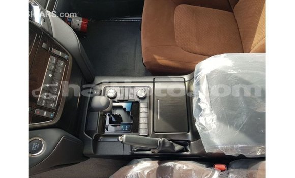 Acheter Import Voiture Toyota Land Cruiser Noir à Import - Dubai, Artibonite Acheter Import Voiture Toyota Land Cruiser Noir à Import - Dubai, Artibonite