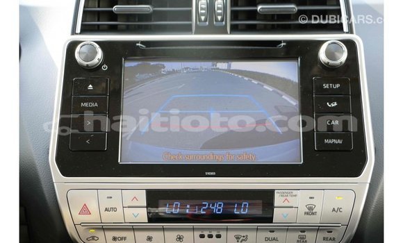 Acheter Import Voiture Toyota Prado Blanc à Import - Dubai, Artibonite Acheter Import Voiture Toyota Prado Blanc à Import - Dubai, Artibonite