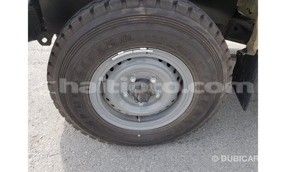 Acheter Import Voiture Toyota Land Cruiser Beige à Import - Dubai, Artibonite Acheter Import Voiture Toyota Land Cruiser Beige à Import - Dubai, Artibonite