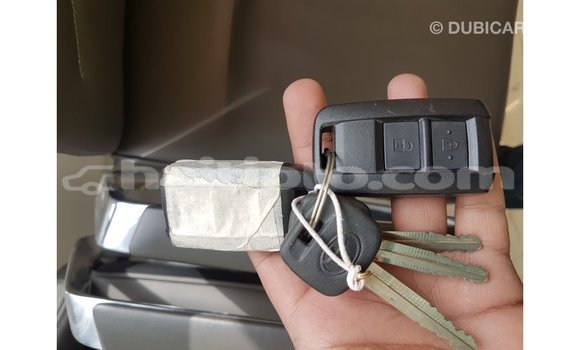 Acheter Import Voiture Toyota Land Cruiser Beige à Import - Dubai, Artibonite Acheter Import Voiture Toyota Land Cruiser Beige à Import - Dubai, Artibonite