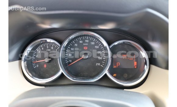 Acheter Import Voiture Renault Duster Blanc à Import - Dubai, Artibonite