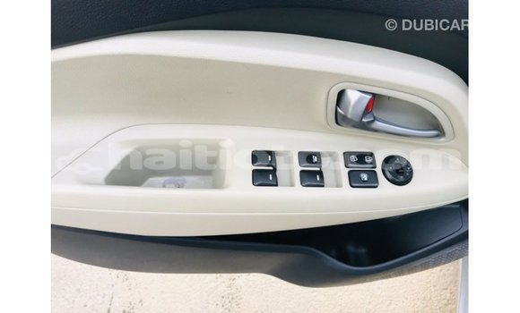 Acheter Import Voiture Kia Rio Autre à Import - Dubai, Artibonite Acheter Import Voiture Kia Rio Autre à Import - Dubai, Artibonite
