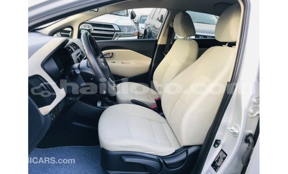Acheter Import Voiture Kia Rio Autre à Import - Dubai, Artibonite Acheter Import Voiture Kia Rio Autre à Import - Dubai, Artibonite