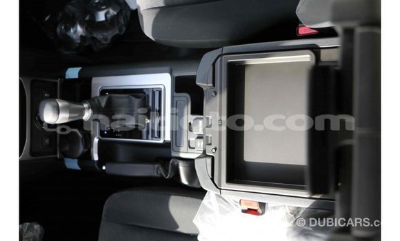 Acheter Import Voiture Toyota Prado Blanc à Import - Dubai, Artibonite Acheter Import Voiture Toyota Prado Blanc à Import - Dubai, Artibonite