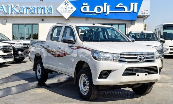 Acheter Import Voiture Toyota Hilux Blanc à Import - Dubai, Artibonite Acheter Import Voiture Toyota Hilux Blanc à Import - Dubai, Artibonite