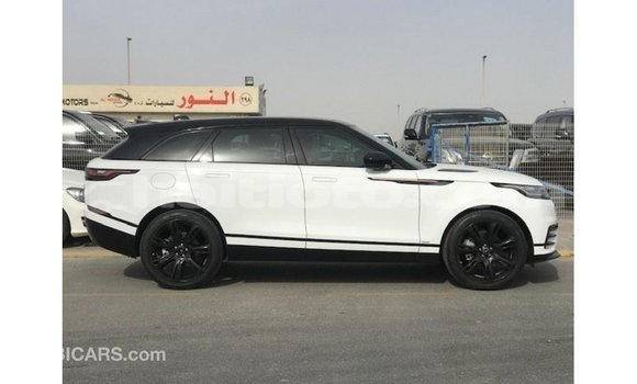 Acheter Import Voiture Land Rover Range Rover Blanc à Import - Dubai, Artibonite Acheter Import Voiture Land Rover Range Rover Blanc à Import - Dubai, Artibonite