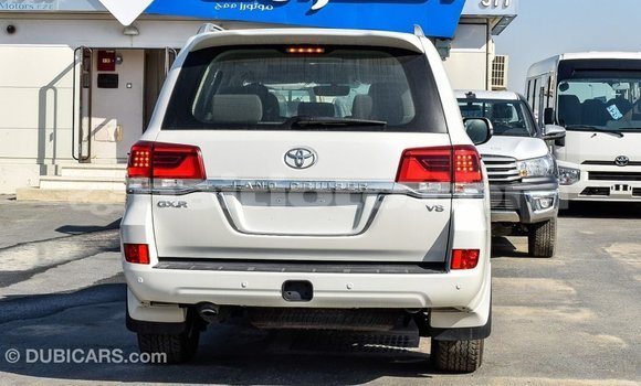 Acheter Import Voiture Toyota Land Cruiser Blanc à Import - Dubai, Artibonite Acheter Import Voiture Toyota Land Cruiser Blanc à Import - Dubai, Artibonite