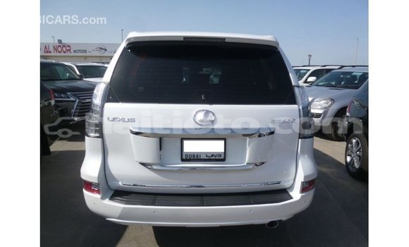 Acheter Import Voiture Lexus GX Blanc à Import - Dubai, Artibonite Acheter Import Voiture Lexus GX Blanc à Import - Dubai, Artibonite